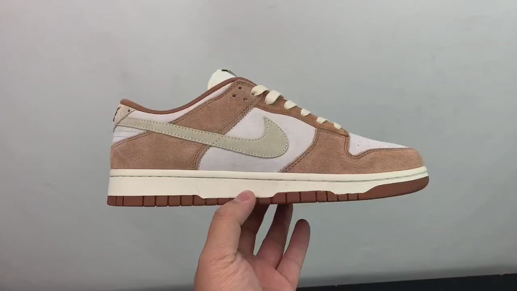 Dunk Low Medium Curry