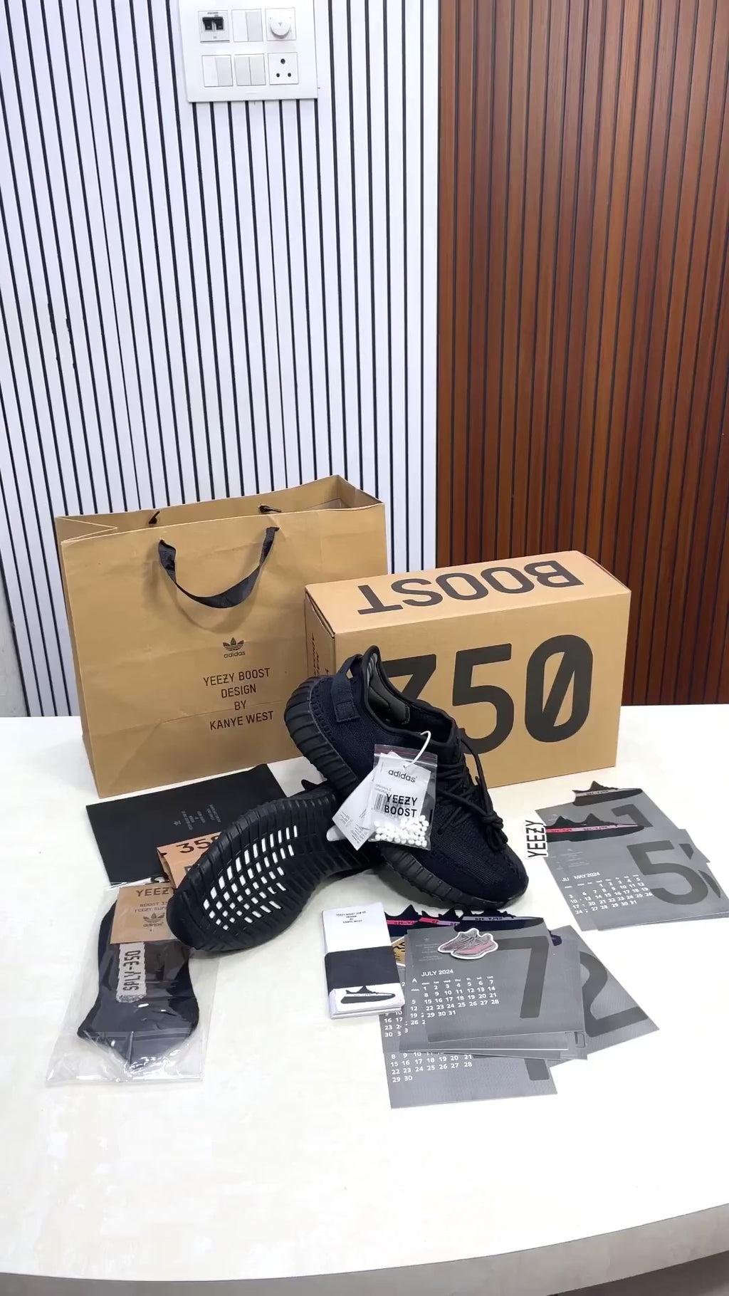 Yeezy Boost 350 V2 Onyx